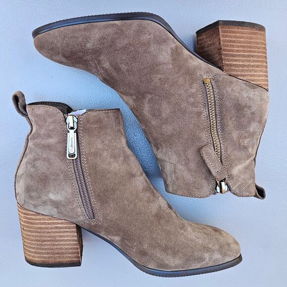 Tan Suede Bootie Blondo Siena Bootie Size 8.5 Leather Heeled Side Zip Ankle Boot - Picture 12 of 13